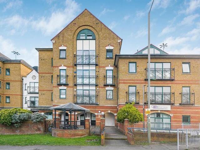 Apartment for rent in Brent Cross, Greater London