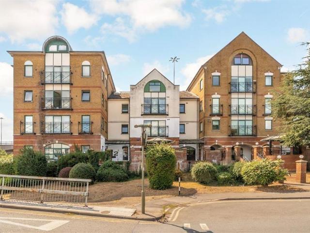 Apartment for rent in Brent Cross, Greater London