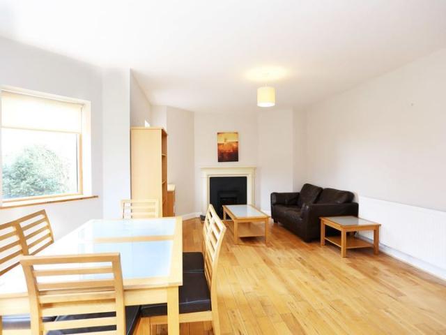 Apartment to rent in Bluebell, North Tipperary
