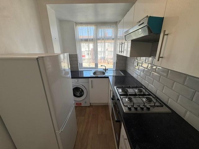 House for rent in Hendon Central, Greater London