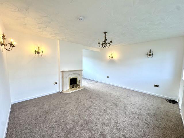 House for rent in London Borough of Ealing, Greater London