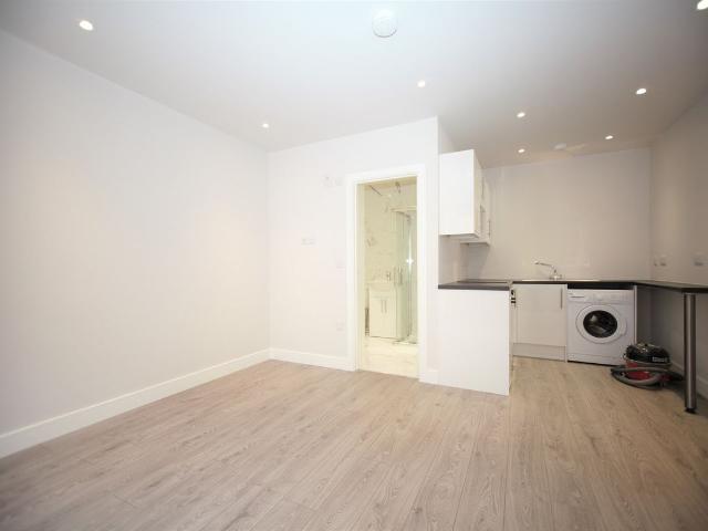 Studio for rent in Hendon, Greater London