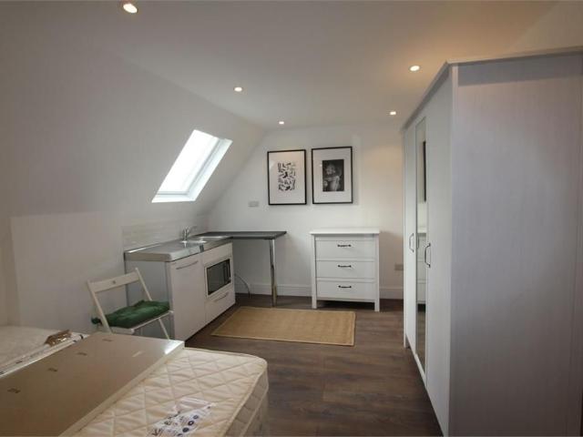 Studio for rent in Hendon, Greater London