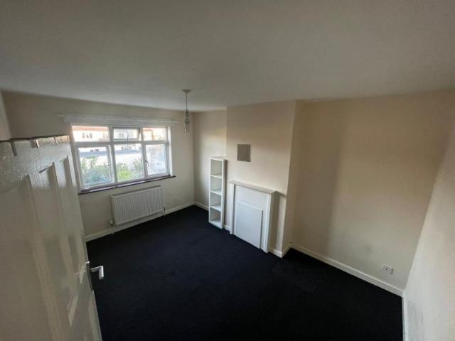 Room for rent in Dollis Hill, Greater London