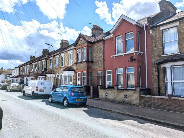 House for rent in West Hendon, The Hyde