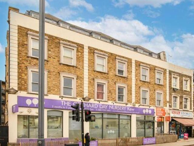 House for rent in Brentford End, Greater London