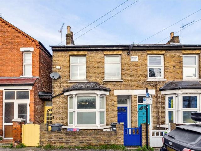 Apartment for rent in London Borough of Hounslow, Greater London