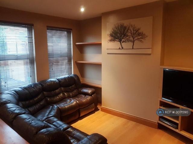 Apartment for rent in Dudden Hill, Greater London