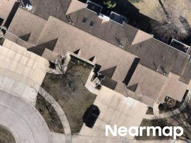 Condo for sale in Arlington Heights, Illinois