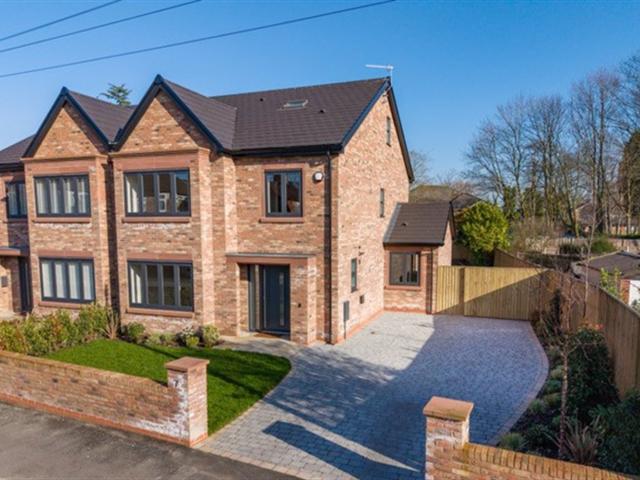 House for rent in Broadheath, Trafford Park