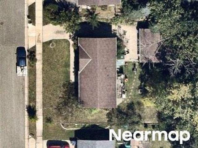 House for sale in Waukesha