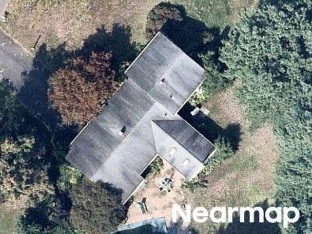 House for sale in Avon