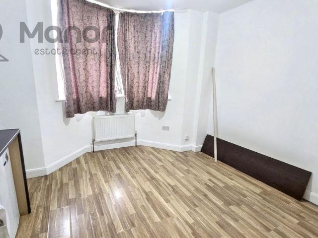Room for rent in London Borough of Havering, Greater London