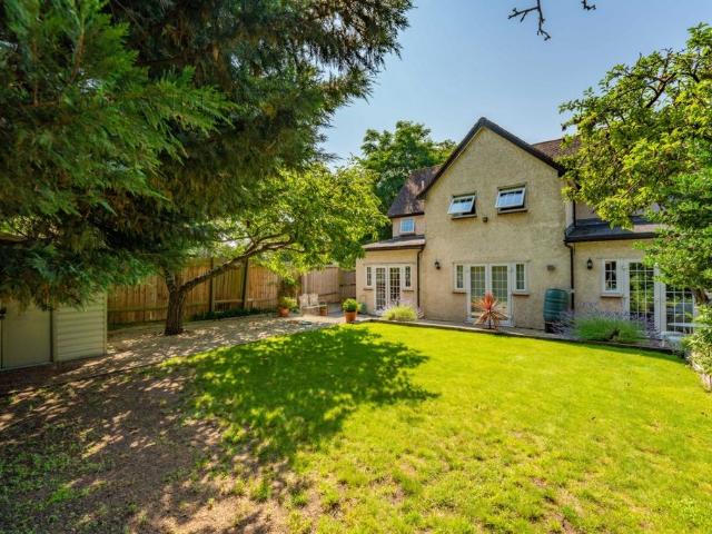 House for rent in London Borough of Ealing, Greater London