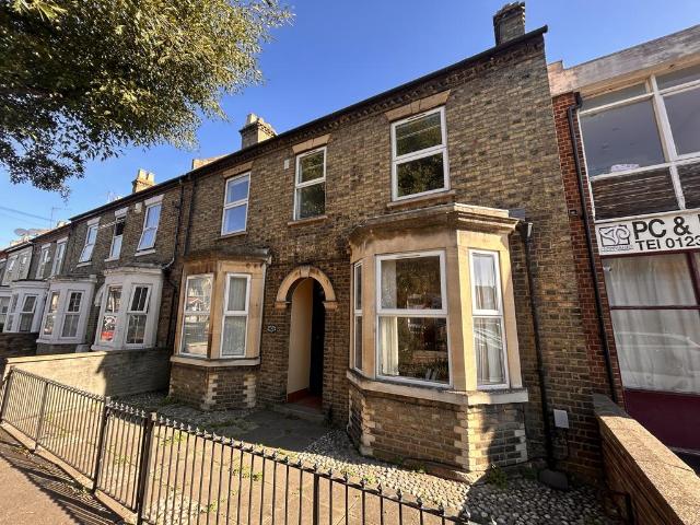House for rent in Cauldwell, Bedford