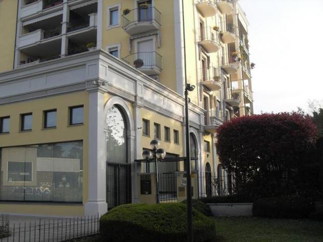 Ufficio in vendita a Brescia, Lombardia