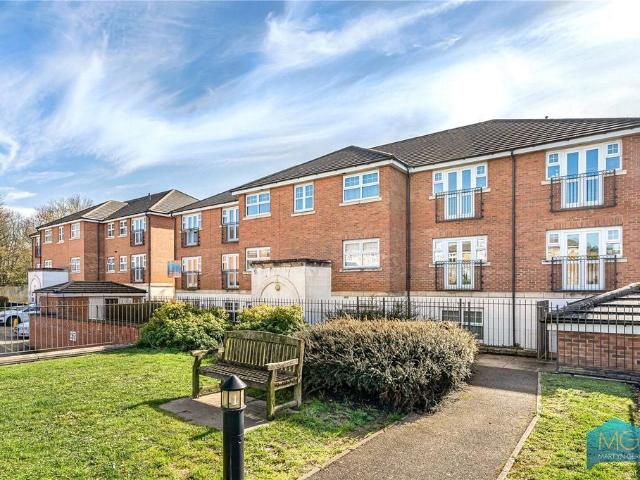 House for rent in Mill Hill, Greater London