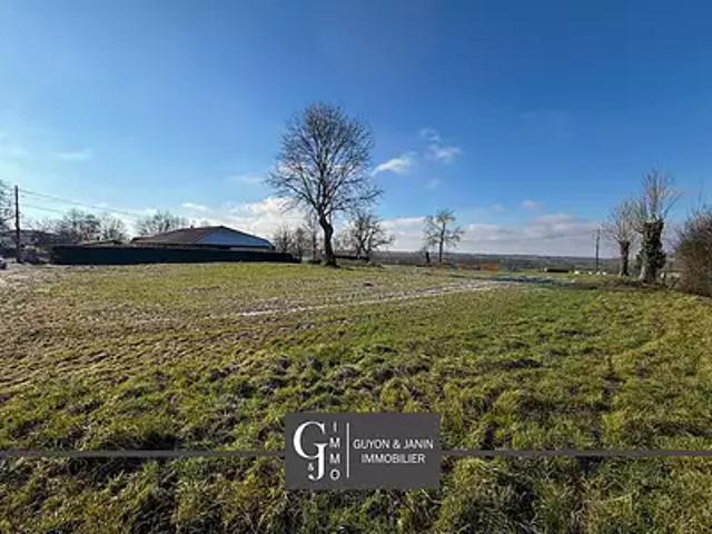 Terrain vente à Bourg-en-Bresse, Auvergne-Rhône-Alpes