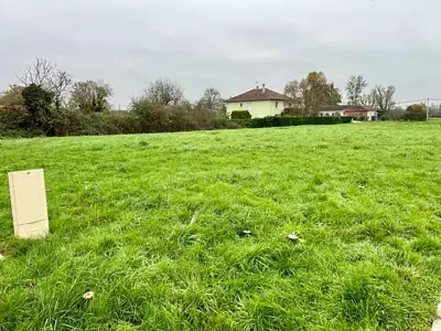 Terrain vente à Bourg-en-Bresse, Auvergne-Rhône-Alpes