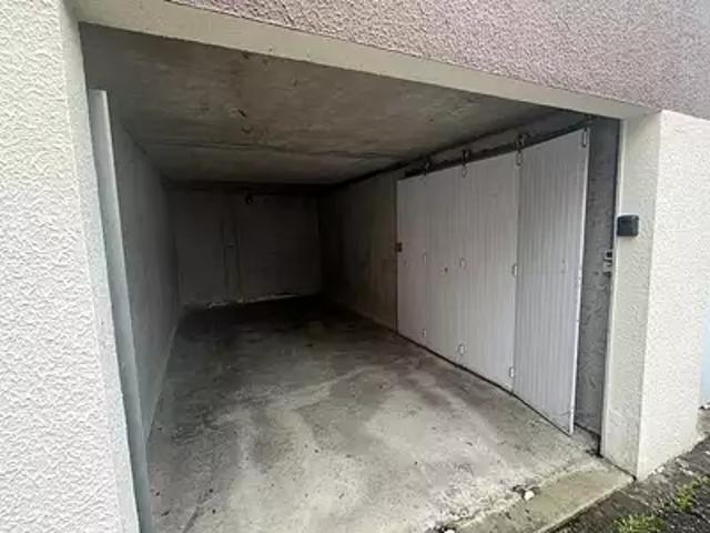 Garage location à Brest, Bretagne