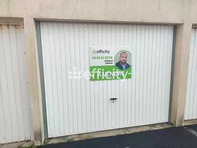 Garage vente à Les Sables-d'Olonne, Bretignolles-sur-mer