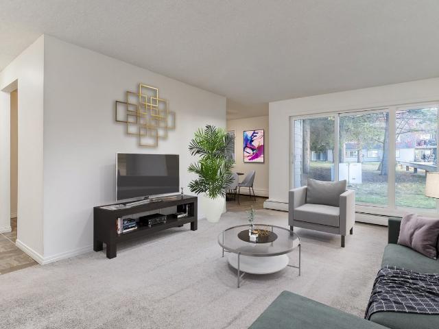 Apartment for rent in Wedgewood, Alberta