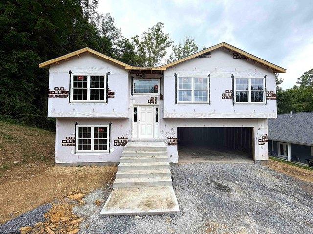 House for sale in Morgantown, West Virginia