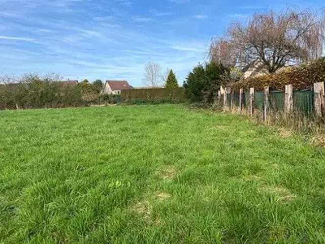 Terrain vente à Clermont, Breuil-le-vert