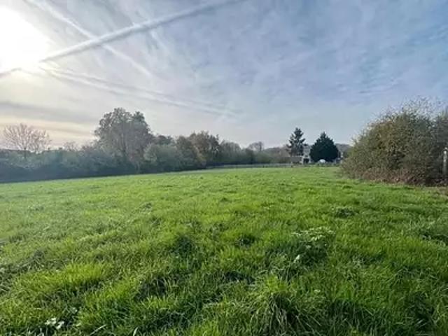 Terrain vente à Clermont, Breuil-le-vert