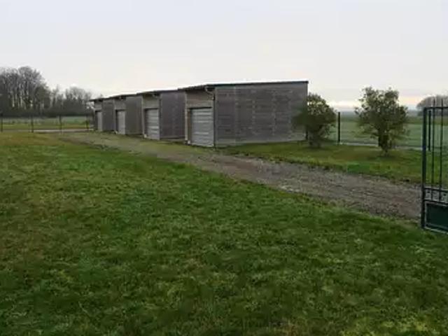 Garage vente à Mantes-la-Jolie, Bréval