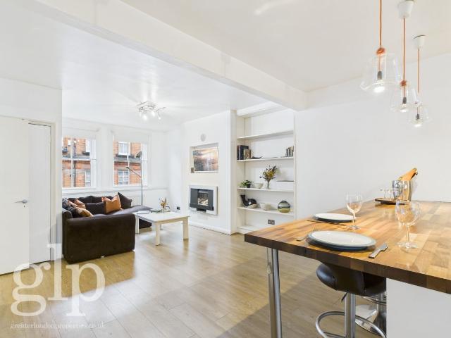 Apartment for rent in Soho, Greater London