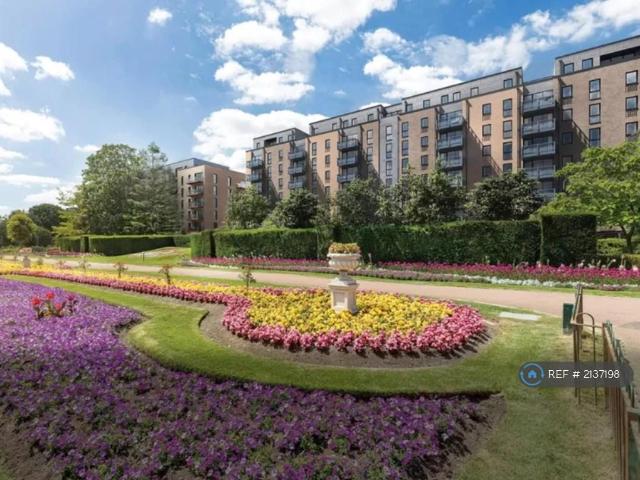 Apartment for rent in Brooklands, Dartford