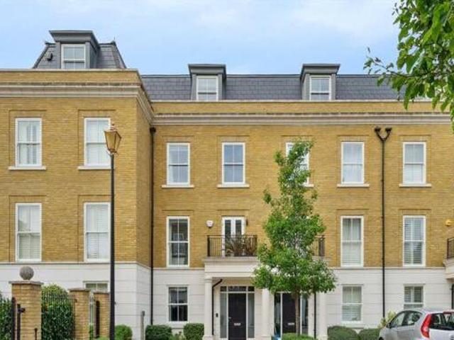 House for sale in Twickenham, Greater London