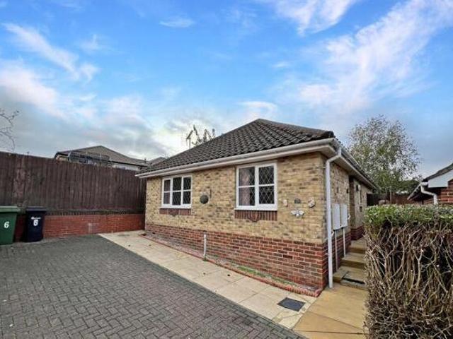 House for sale in Chipping Hill, Essex