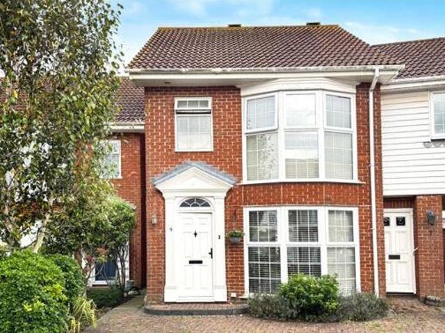 House for sale in Lyons, Greater London