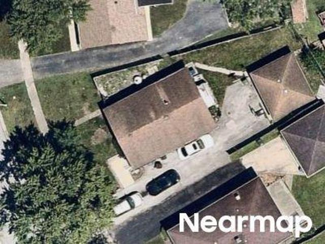 House for sale in Country Club Hills