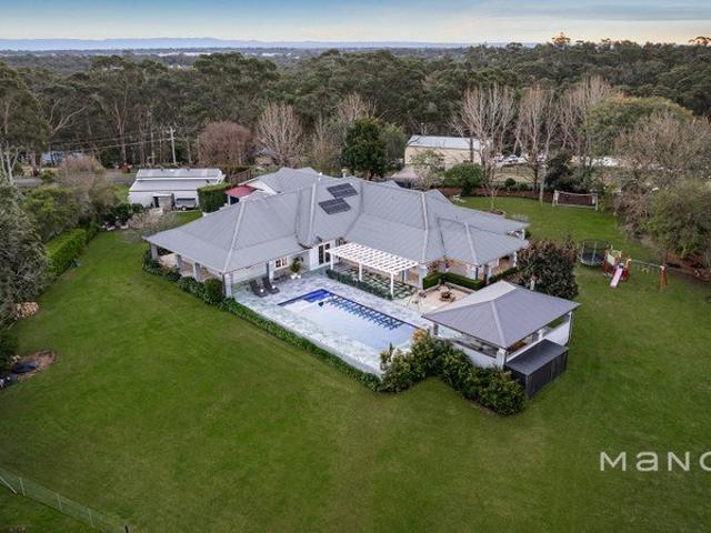 Cottage for sale in Sydney, New South Wales