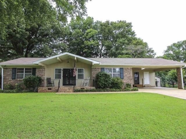 House for sale in Eastaboga
