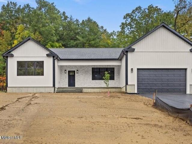 House for sale in Guilderland, New York