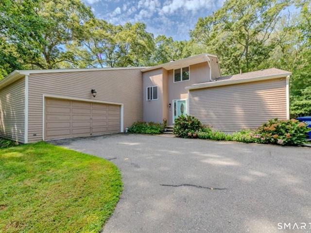 House for sale in Ledyard, Southeastern Connecticut Planning Region