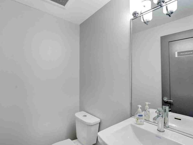 Apartment for rent in Victoria, British Columbia