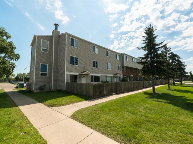 Apartment for rent in Wedgewood, Alberta