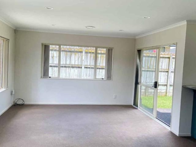 House for rent in Howick, Oroua County