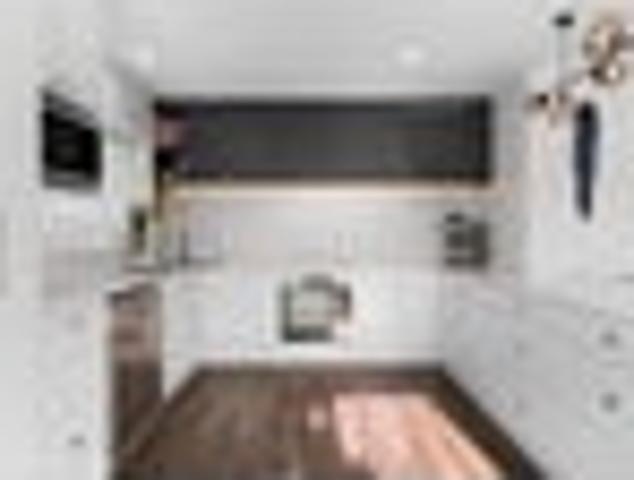 House for sale in Paremoremo