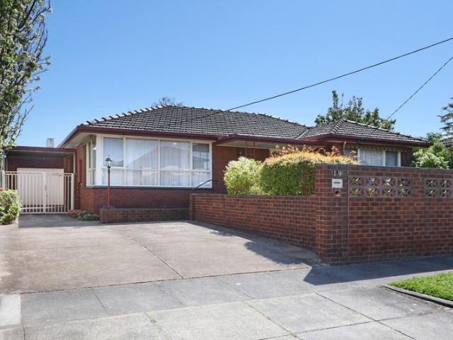 House for sale in Bentleigh East, Melbourne