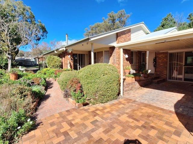 House for sale in Stanthorpe, Queensland