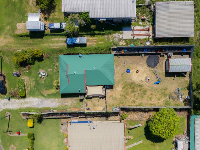 House for sale in Mount Larcom, Queensland