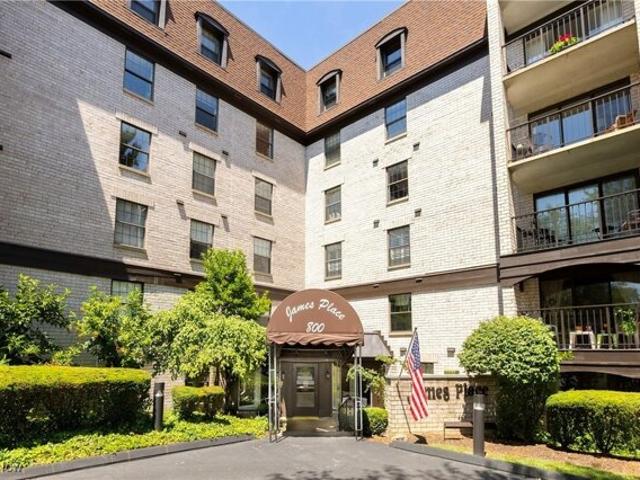 Condo for sale in Westlake