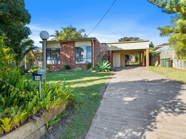 House for sale in Catalina, New South Wales