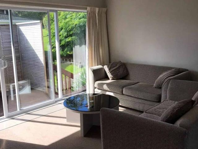 Apartment for rent in Takapuna, Oroua County
